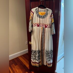 Elegant Multicolor Embroidered Salwar Kameez/Kurta